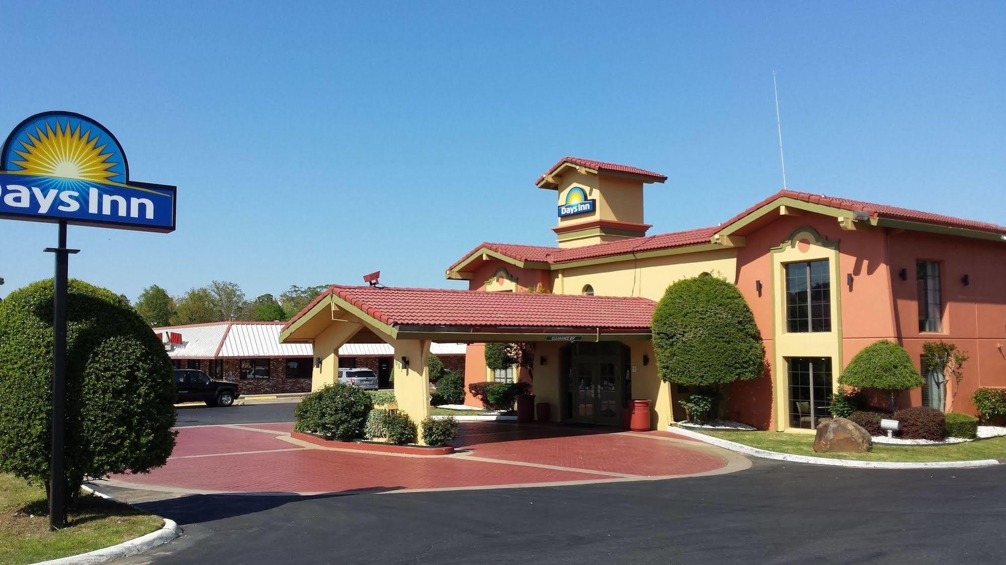 Days Inn By Wyndham Little Rock/Medical Center Екстериор снимка